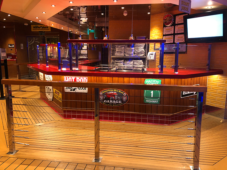 Carnival Horizon Dining